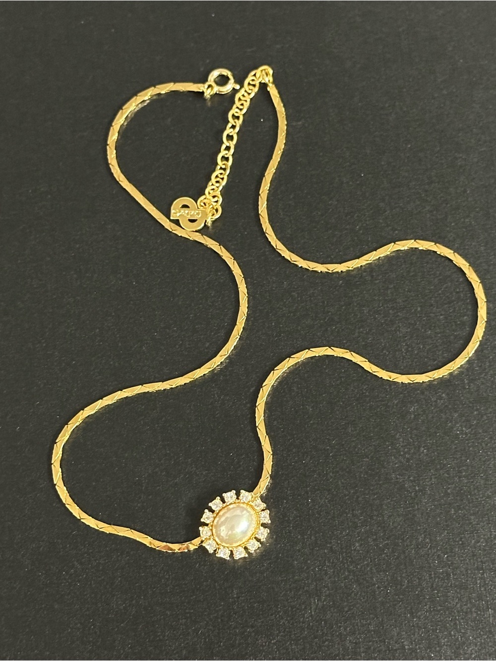 Dior Vintage 1980’s Gold plated/faux Pearl Sunburst Necklace for Women